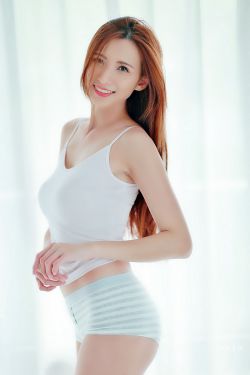 帅哥和美女睡觉